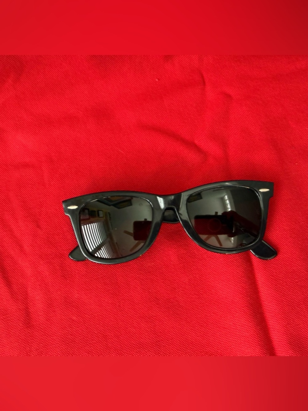 Vintage Ray-Ban Black Sunglasses Wayfarer from the 80’s